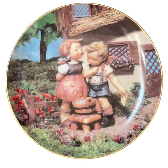 M.J. Hummel "Squeaky Clean" Limited Edition Collector Plate - Picture 9 of 10